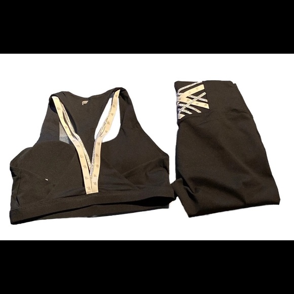 FABLETICS-Boost PowerHold High-Rise 7/8 Legging & Sports Bra Set M Black /Silver - Picture 4 of 5